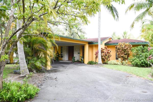 Sunkist Estates, 5900 SW 84th Ave, Olympia Heights, Florida 33143, image 2