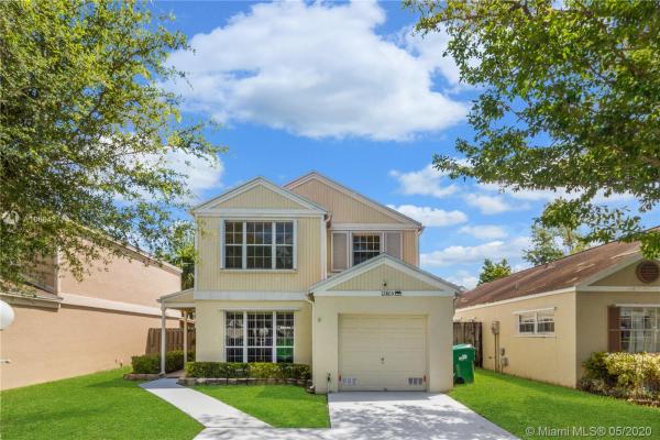 Deerwood, 12805 SW 146th Ln, Three Lakes, Florida 33186, image 2