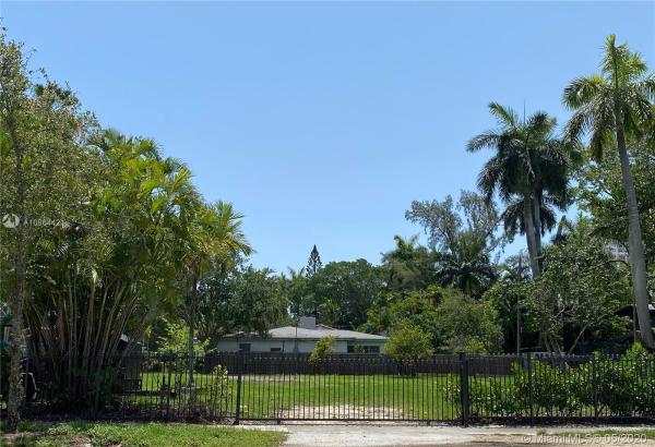 East Shore Crest, 1000 NE 82nd St, Miami, Florida 33138, image 2