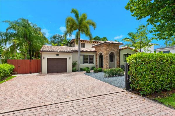 Sunset Terrace, 7111 SW 64th Ct, South Miami, Florida 33143, image 2