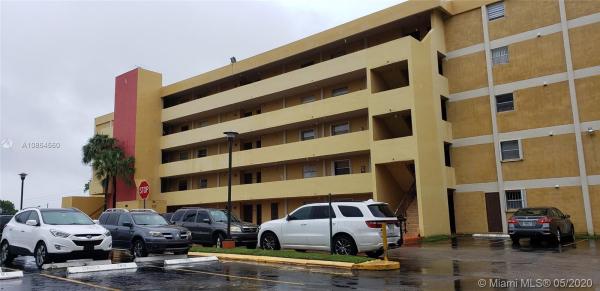 Parkview, 9170 Fontainebleau Blvd #301, Fountainebleau, Florida 33172, image 2