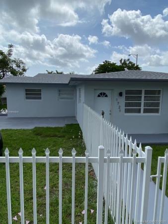 Washburns, 1721 NW 22nd Ct, Miami, Florida 33125, image 2