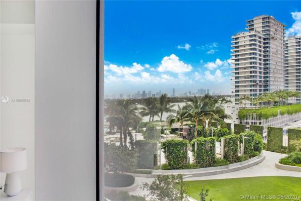Icon South Beach, 450 Alton Rd #808, Miami Beach, Florida 33139, image 2