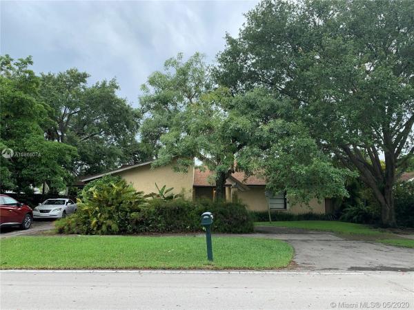 Calusa Club Estates, 12710 SW 96, The Crossings, Florida 33186, image 2
