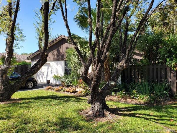 The Crossings, 12940 SW 108th St, The Crossings, Florida 33186, image 2