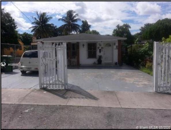 Featherstone Ridge, 1836 NW 35th St, Miami, Florida 33142, image 2