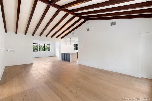 Coconut Grove, 318 Aledo Ave, Coral Gables, Florida 33134, image 2