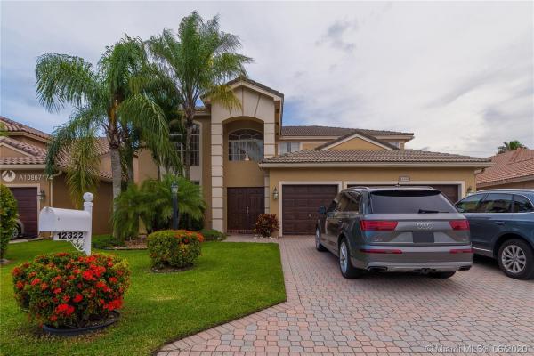 Waters Edge Enclave At Boca Winds, 12322 Saint Simon Dr, Boca Raton, Florida 33428, image 2