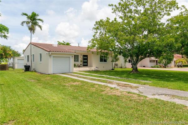 Hialeah Golf Course, 249 Hammond Dr, Miami Springs, Florida 33166, image 2