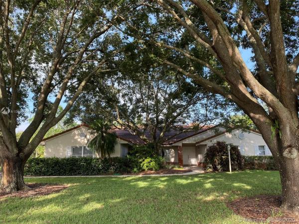 Shenandoah, 14440 Arlington Pl, Davie, Florida 33325, image 2