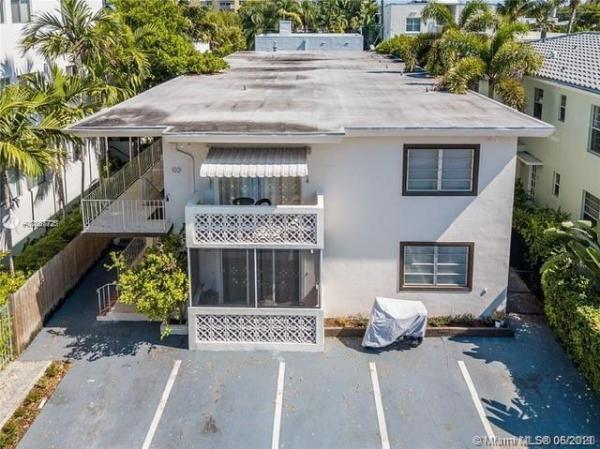 Windsor Terrace Ocean Beach, 1021 Michigan Ave #11, Miami Beach, Florida 33139, image 2