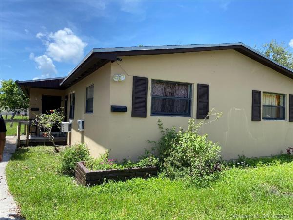 Arch Creek Estates, 1420 NE 147th St, Golden Glades, Florida 33161, image 2