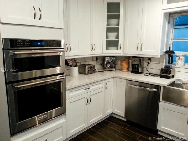 American Homes, 14324 SW 159th Ter, Richmond West, Florida 33177, image 2