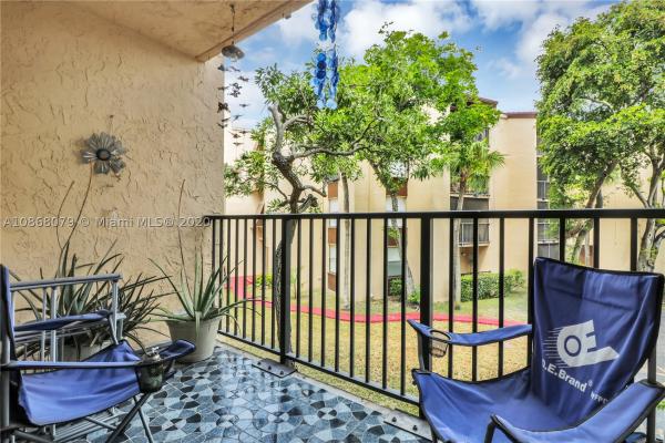 Promenade At Kendale Lakes, 14221 N Kendall Dr #212C, Kendale Lakes, Florida 33186, image 2