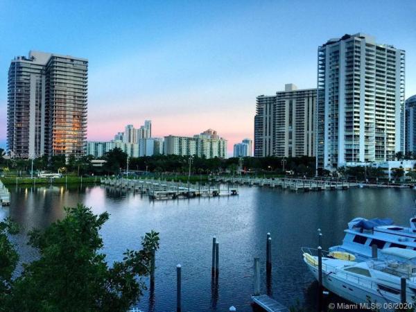 The Yacht Club At Aventura, 19877 E Country Club Dr #3402, Aventura, Florida 33180, image 2