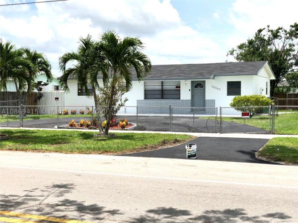 Newton Heights, 30060 SW 157th Ave, Leisure City, Florida 33033, image 1
