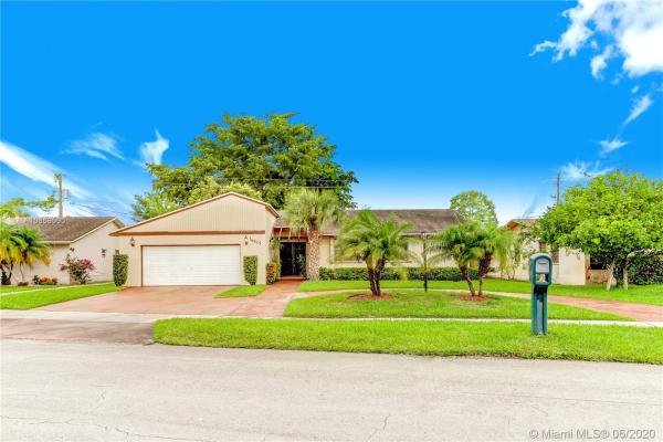 Cantisano, 16525 SW 103rd Ct, Palmetto Estates, Florida 33157, image 2