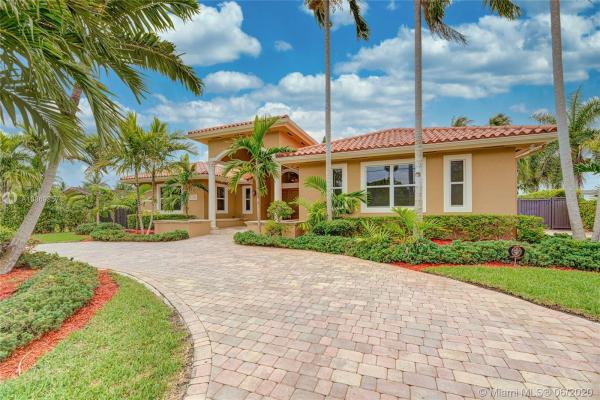 University Park No HOA, 11390 SW 30th St, University Park, Florida 33165, image 2