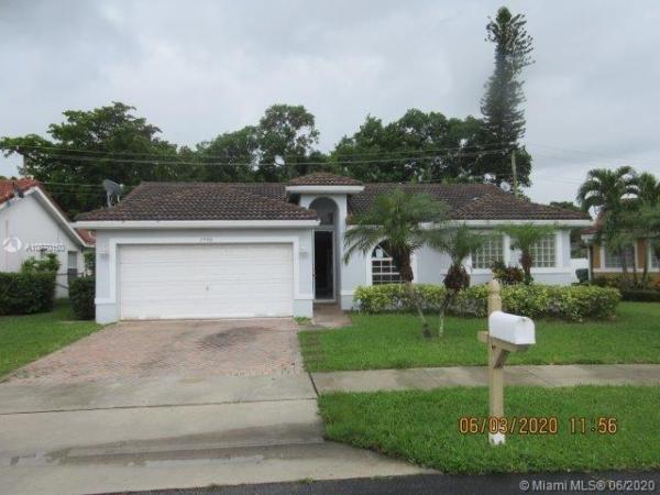 Eastland Cove, 1990 NW 44th St, Oakland Park, Florida 33309, image 1