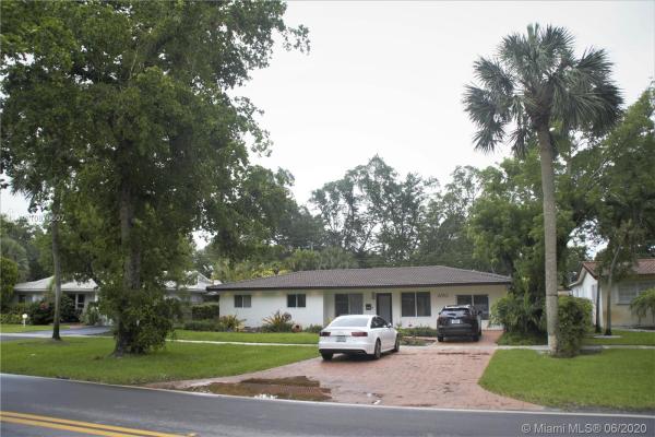 Miami Lakes Residential, 6510 S Miami Lakeway S, Miami Lakes, Florida 33014, image 2