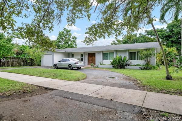 Mark Manor Pines, 19710 SW 86th Ave, Cutler Bay, Florida 33189, image 2