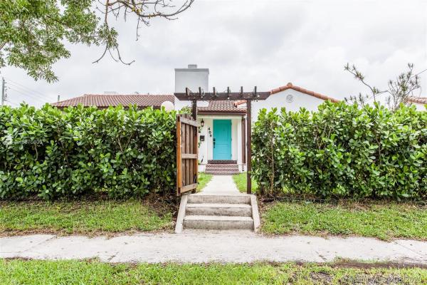 409 NE 107th St, Unincorporated Dade County, Florida 33161, image 2