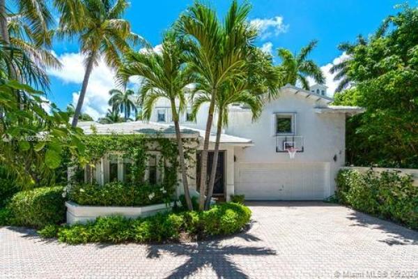 Grand Bay Villas, 10 Coconut Ln, Key Biscayne, Florida 33149, image 2