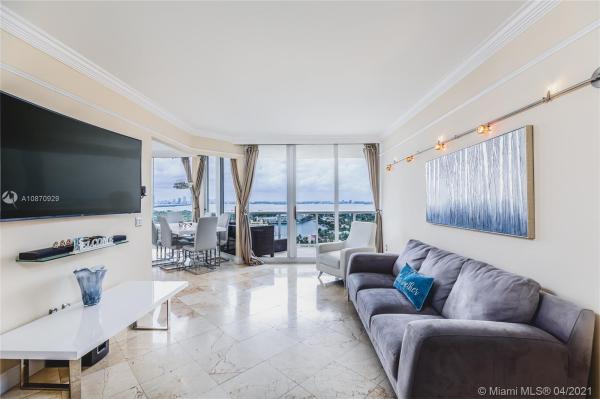 Green Diamond, 4775 Collins Ave #2706, Miami Beach, Florida 33140, image 2