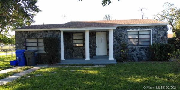 Sunshine Manor, 2657 Fletcher Ct, Hollywood, Florida 33020, image 2