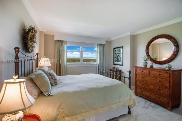 Commodore Club East, 177 Ocean Lane Dr #800, Key Biscayne, Florida 33149, image 3