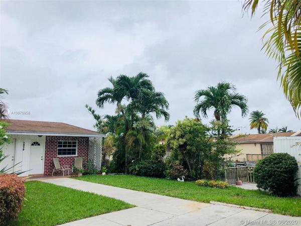 Coral Haven, 2050 SW 102nd Ct, University Park, Florida 33165, image 2