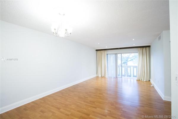 Villas Of Miami Lakes, 7480 Miami Lakes Dr #G202, Miami Lakes, Florida 33014, image 2
