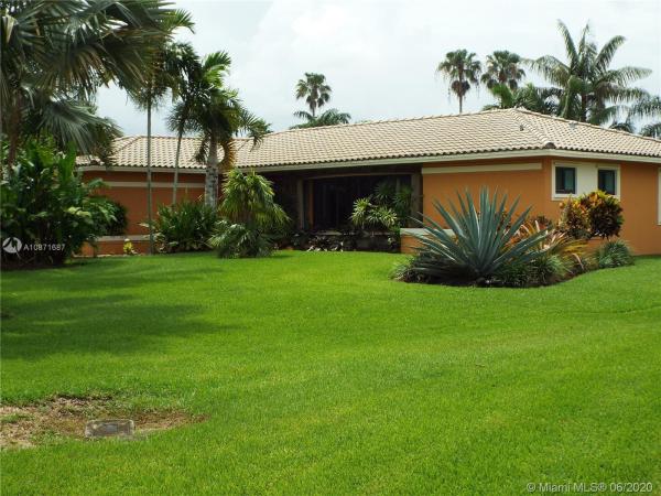 Whispering Pines, 13250 SW 30th Ct, Davie, Florida 33330, image 2