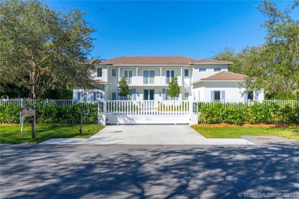 Casa Paradiso, 12250 SW 60th Ct, Pinecrest, Florida 33156, image 2