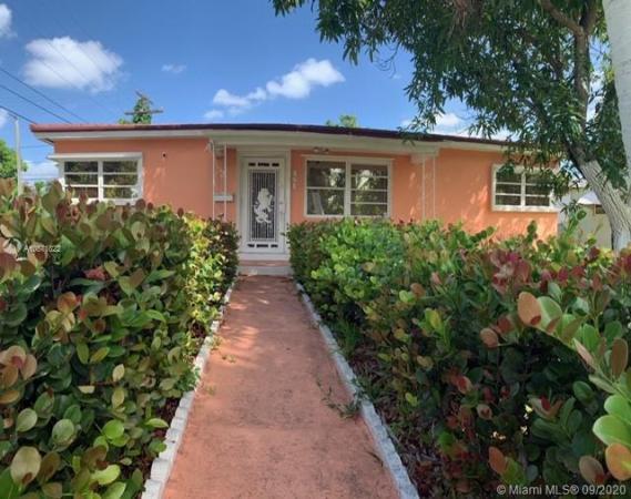 Terry Manor, 251 NE 168th Ter, North Miami Beach, Florida 33162, image 2