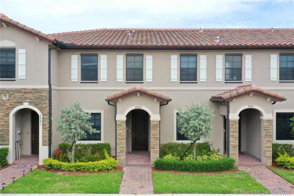 Artesa At Coco Palm Estates, 24901 SW 114th Ct #24901, Princeton, Florida 33032, image 2