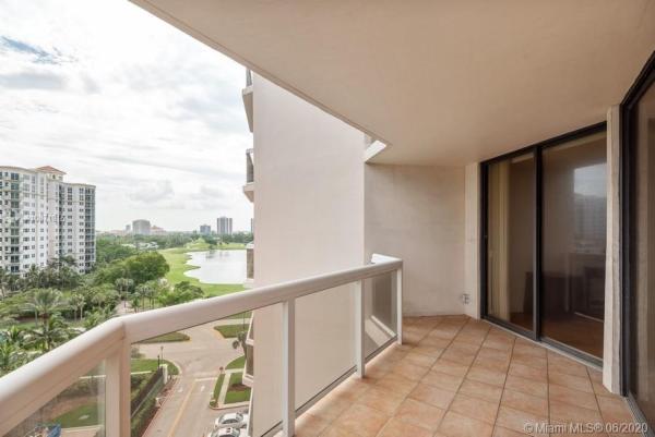 The Landmark, 20185 E Country Club Dr #802, Aventura, Florida 33180, image 2