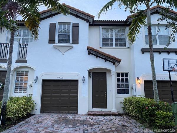 Villas At Portofino East, 1068 NE 30th Ave, Homestead, Florida 33033, image 2