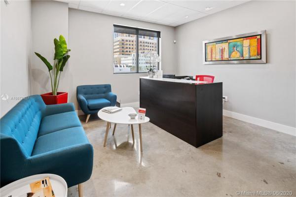 Ponce Tower, 1805 Ponce De Leon Blvd #400, Coral Gables, Florida 33134, image 1