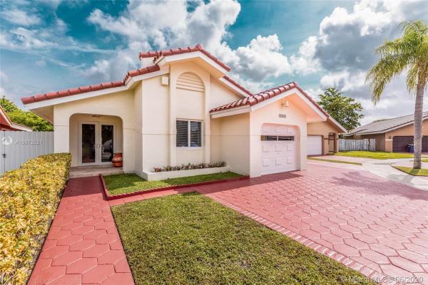 Riviera South, 13683 SW 80th St, Kendale Lakes, Florida 33183, image 2