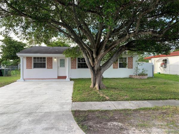 Biscayne Highlands, 1215 NE 142nd St, North Miami, Florida 33161, image 2