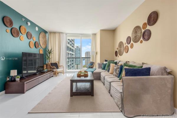 Icon Brickell Tower 3, 485 Brickell Ave #2711, Miami, Florida 33131, image 2