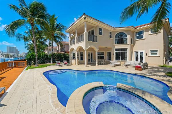 Grand Harbor Estates, 1545 Windjammer Way, Hollywood, Florida 33019, image 2