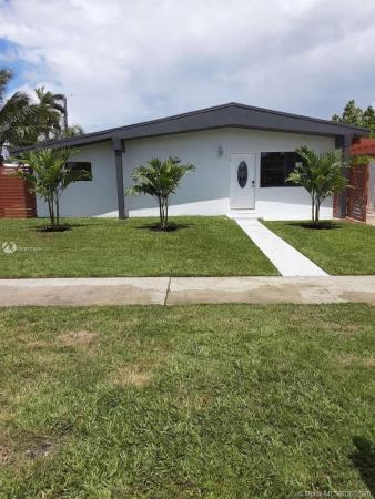 Homestead Lake Park Homes, 30040 SW 147th Ct, Leisure City, Florida 33033, image 2