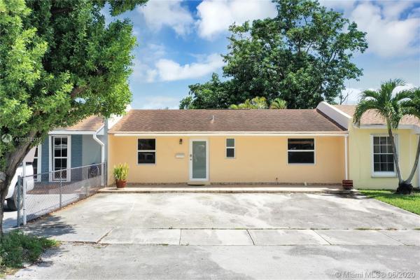 Royale Green, 12809 SW 54th St #12809, Kendale Lakes, Florida 33175, image 2