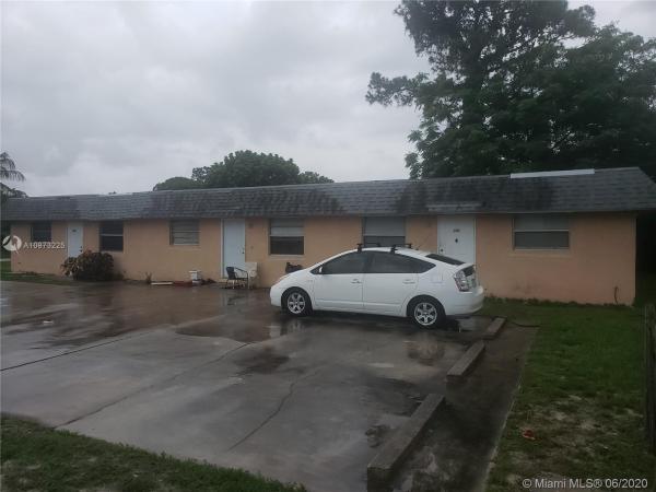 Royal Palm Estates, 180 Avocado Ave, West Palm Beach, Florida 33413, image 2