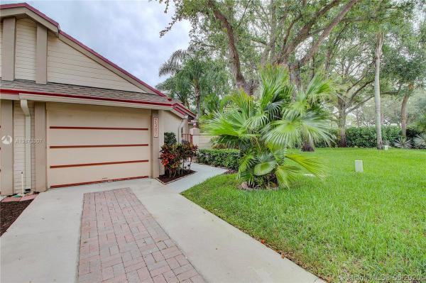 The Landings At River Bridge, 2307 Landings Blvd, Greenacres, Florida 33413, image 2