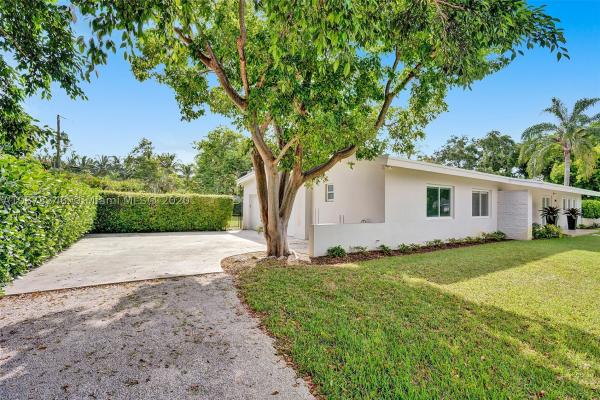Town & Country Estates, 6691 Chapman Field Dr, Pinecrest, Florida 33156, image 3