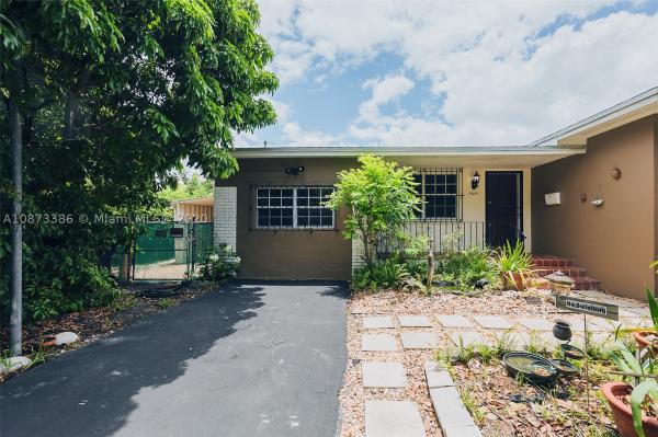 Sunrise Estates, 5231 SW 65th Ave, South Miami, Florida 33155, image 1