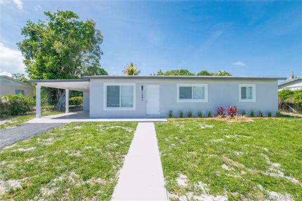 Ives Estates Residential, 1241 NE 214th St, Ives Estates, Florida 33179, image 2